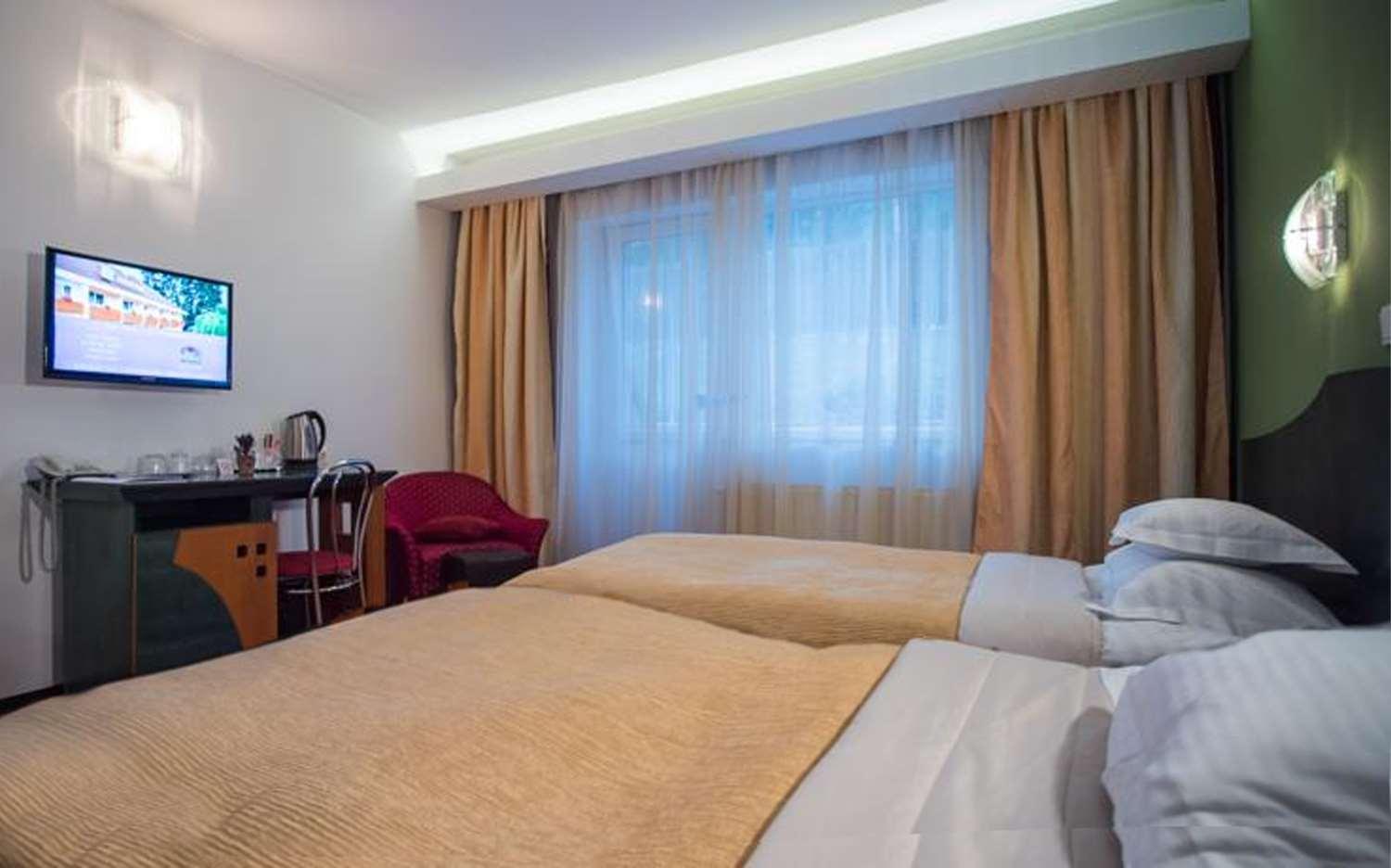 Hotel Park Sfantu Gheorghe Exterior foto